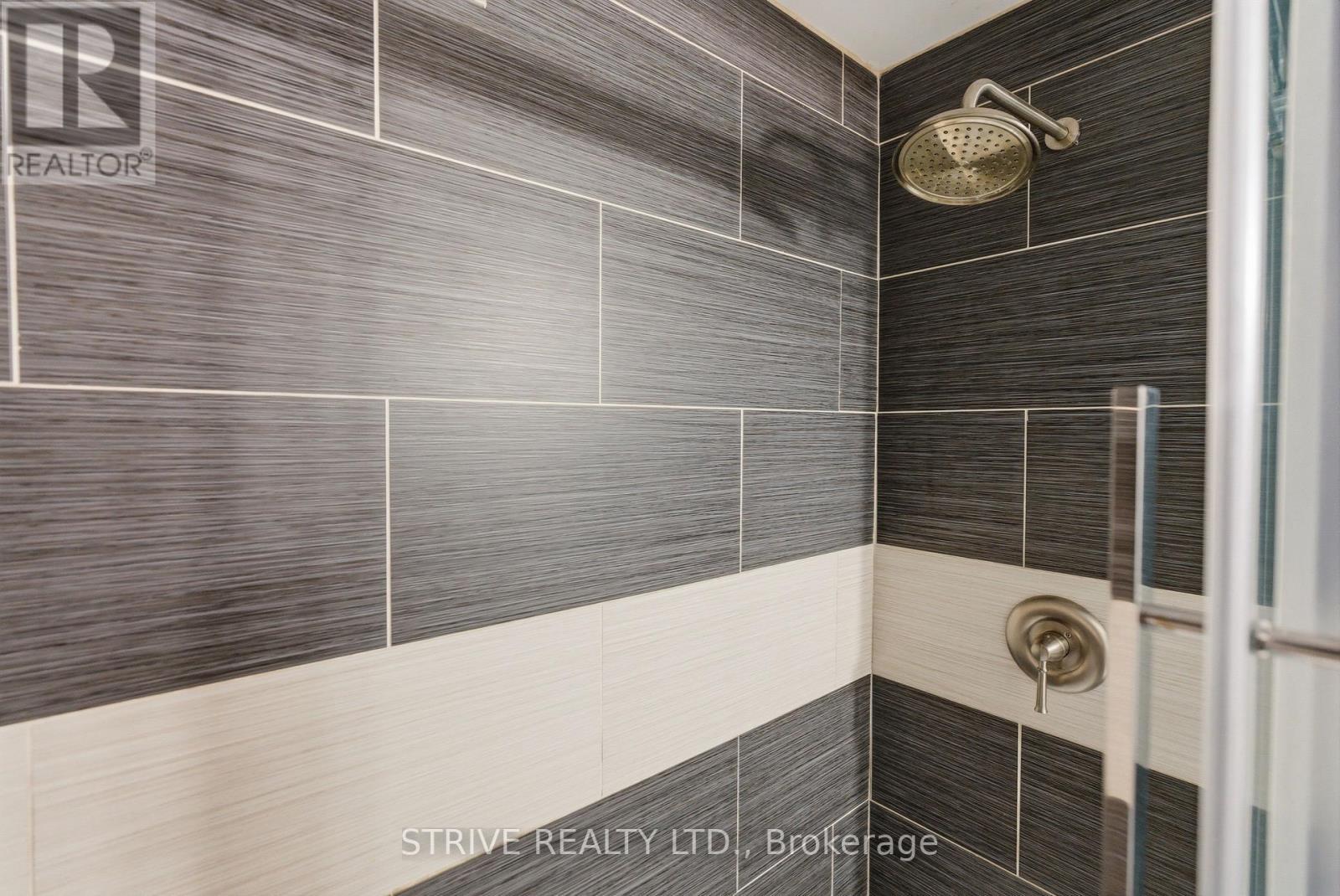 1360 Dumont Street, Oshawa, Ontario  L1K 2V3 - Photo 43 - E13047966