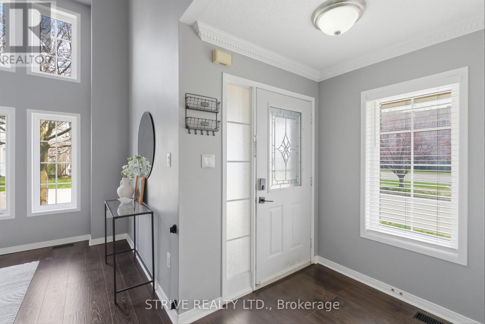 1360 Dumont Street, Oshawa, Ontario  L1K 2V3 - Photo 5 - E13047966