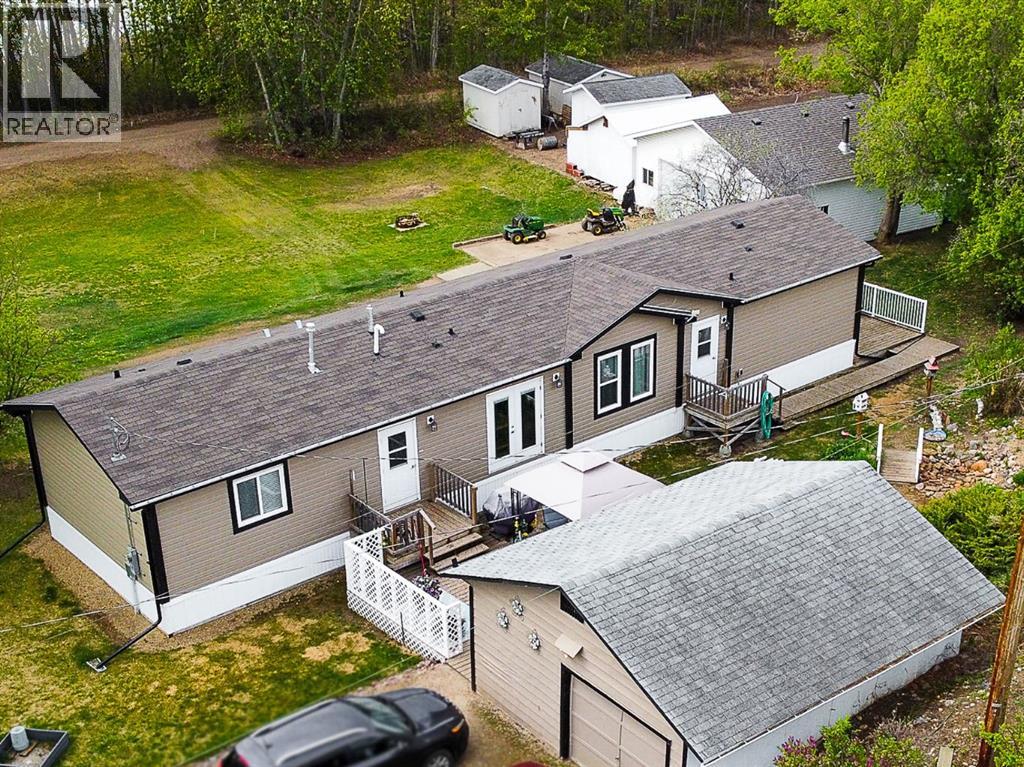 016 Maplewood Ave (Railway Ave), Watino, Alberta  T0H 3R0 - Photo 2 - A2295691