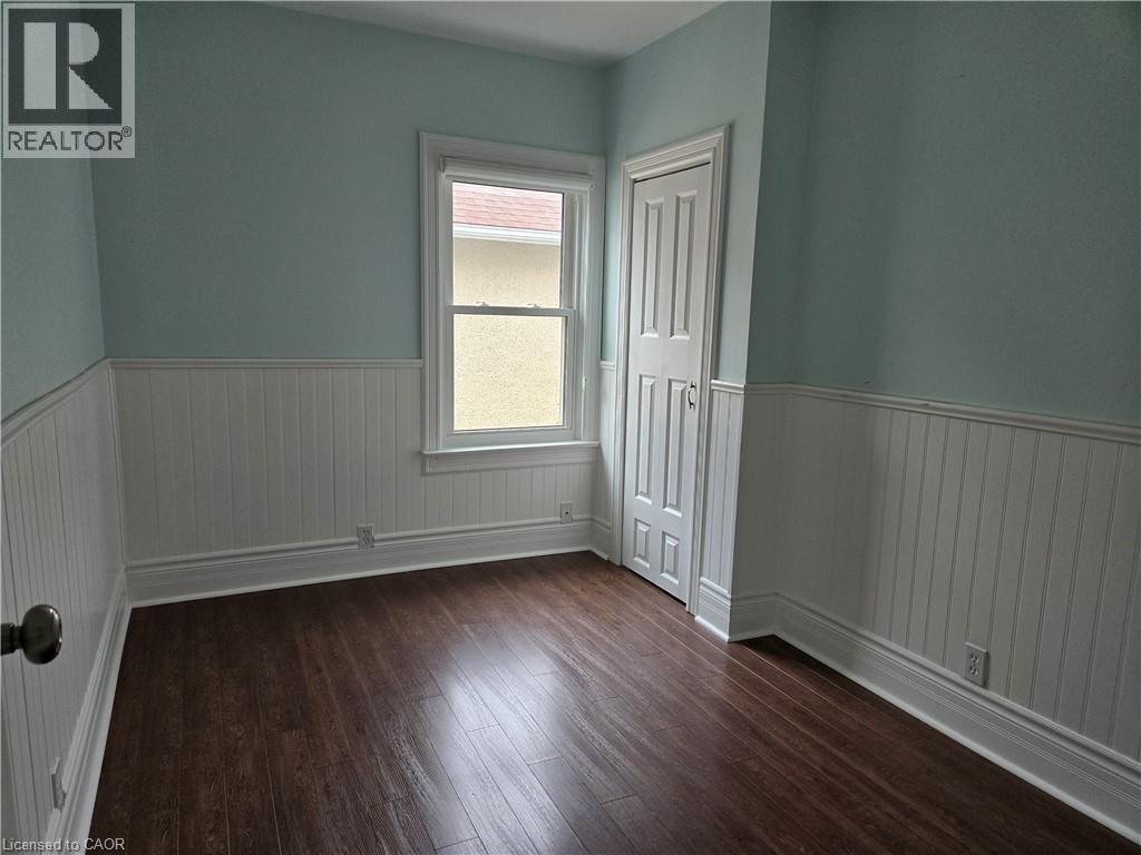 4 Haig Street, St. Catharines, Ontario  L2R 6K5 - Photo 10 - 40824452