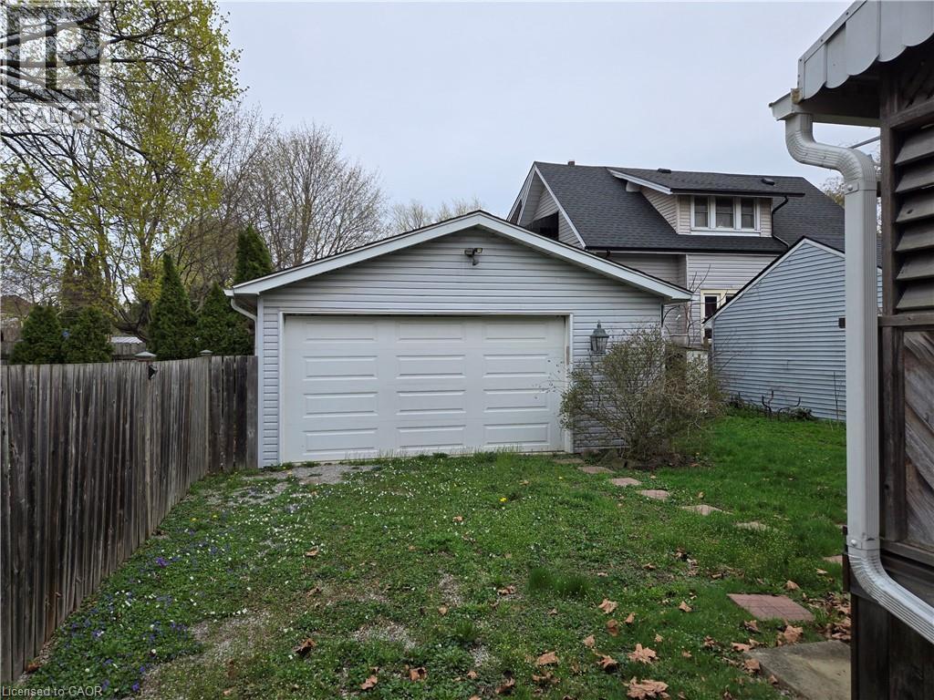 4 Haig Street, St. Catharines, Ontario  L2R 6K5 - Photo 15 - 40824452