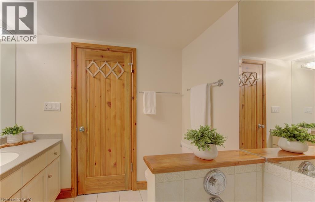 3 Father David Bauer Drive Unit# 107, Waterloo, Ontario  N2L 6M1 - Photo 14 - 40823656