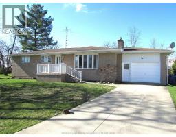 8 Frances COURT, Essex, Ontario