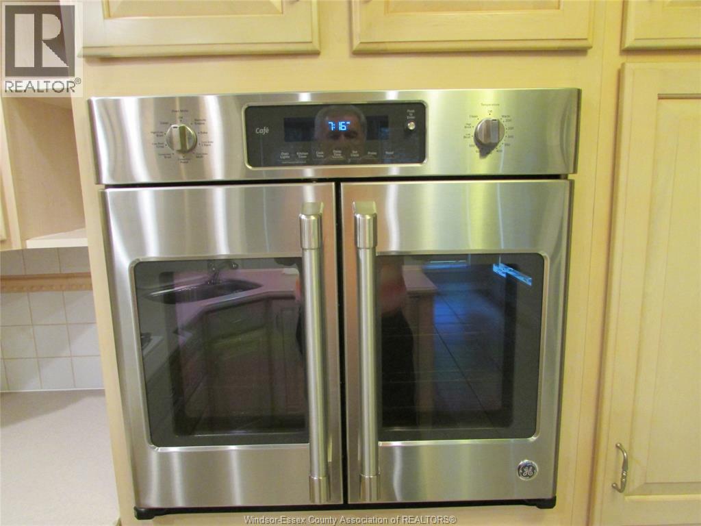 8 Frances Court, Essex, Ontario  N8M 2V5 - Photo 13 - 26009265