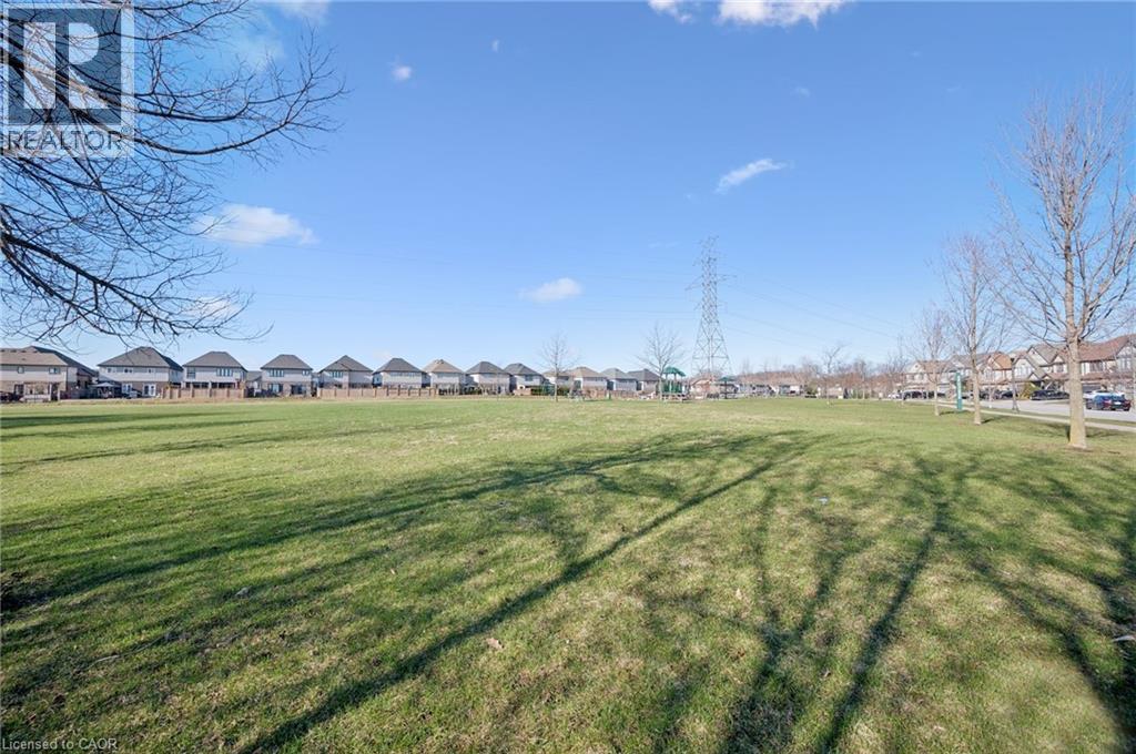 649 Doon South Drive, Kitchener, Ontario  N2P 2X5 - Photo 36 - 40823053