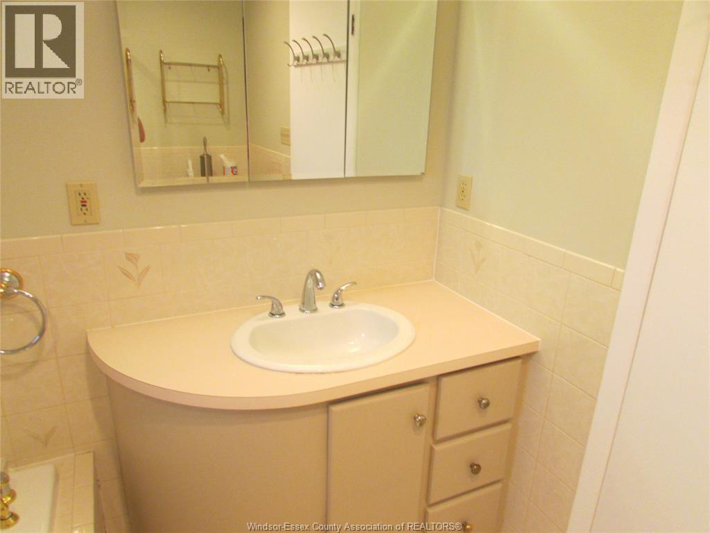 8 Frances Court, Essex, Ontario  N8M 2V5 - Photo 25 - 26009265