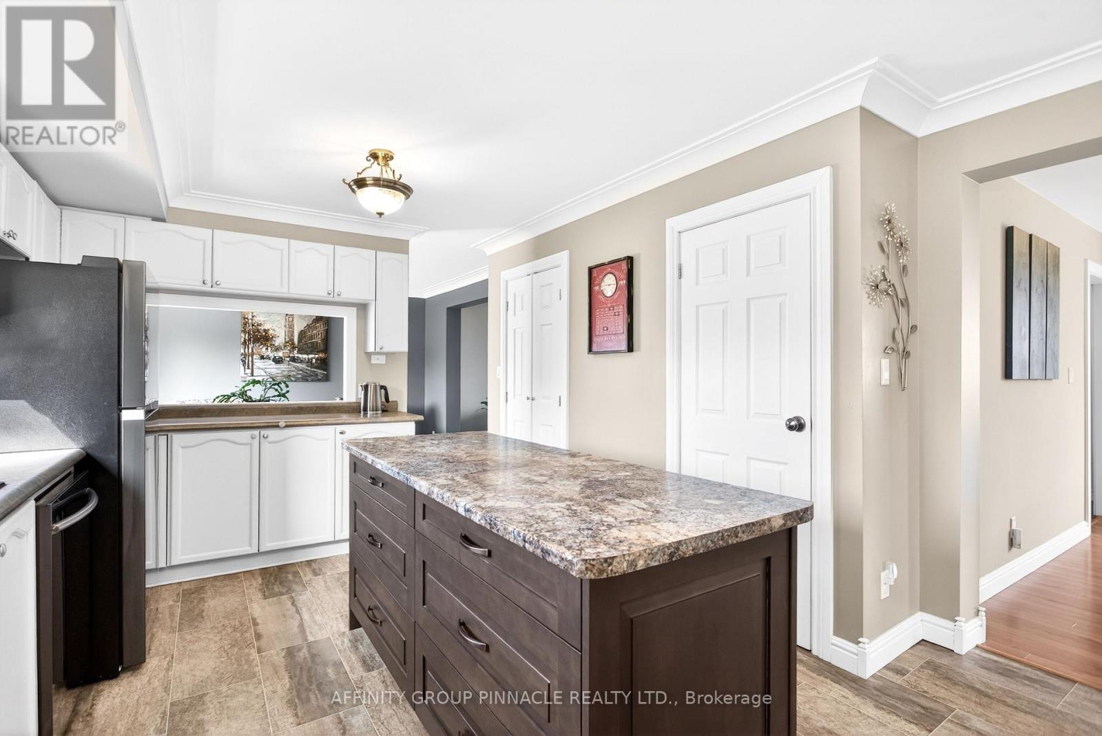 730 The Glen Road, Kawartha Lakes, Ontario  K0M 2T0 - Photo 12 - X13047904