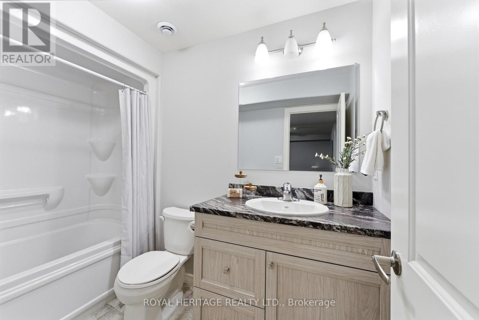 10 Sandhu Crescent, Belleville, Ontario  K8P 0G6 - Photo 31 - X13048066