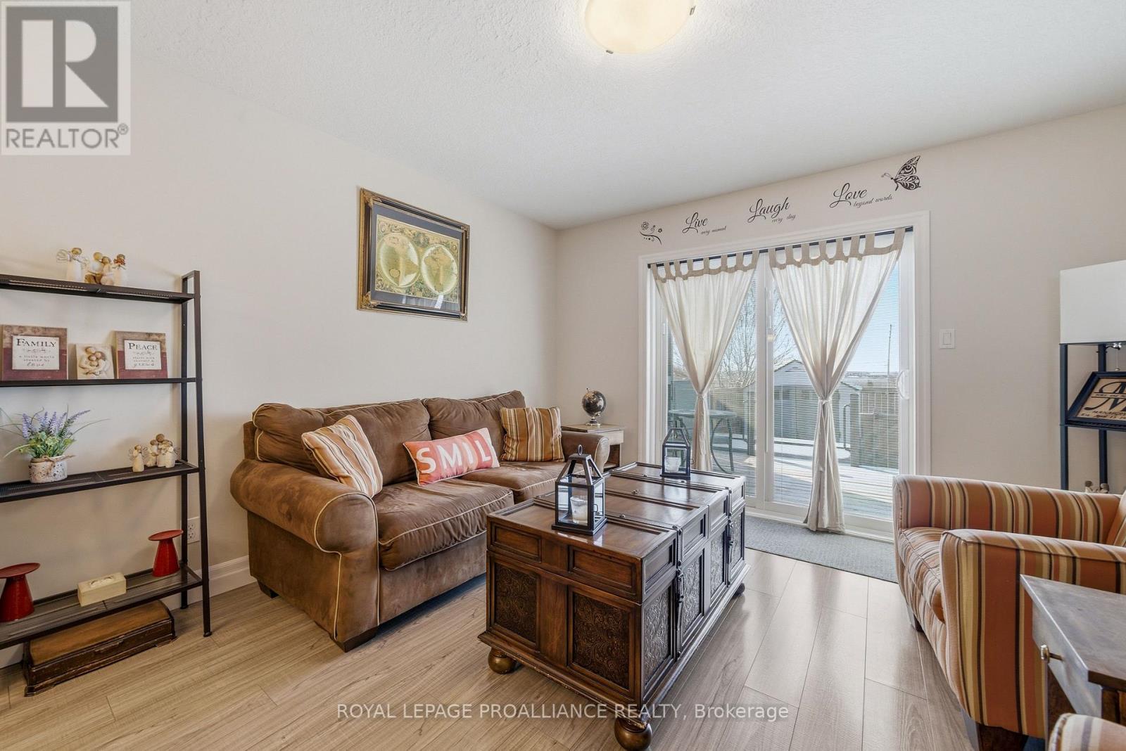 12 Cortland Crescent, Quinte West, Ontario  K8V 0E9 - Photo 14 - X13048116