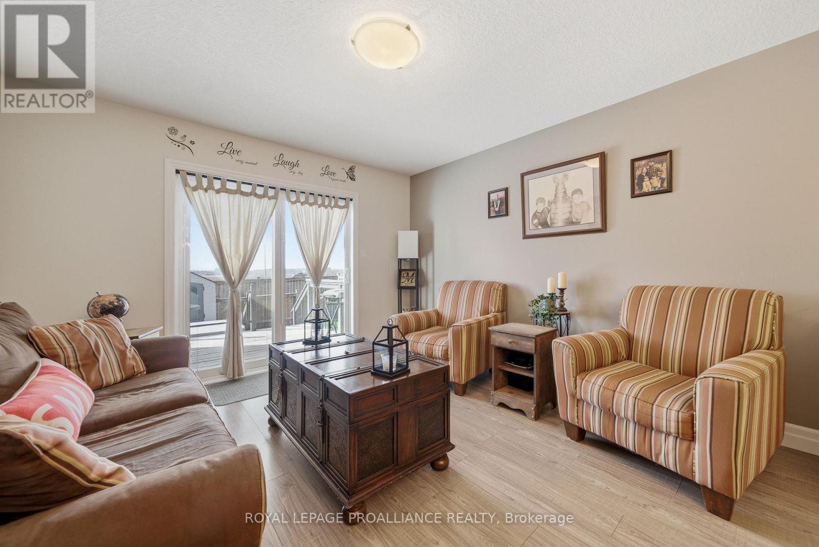 12 Cortland Crescent, Quinte West, Ontario  K8V 0E9 - Photo 16 - X13048116