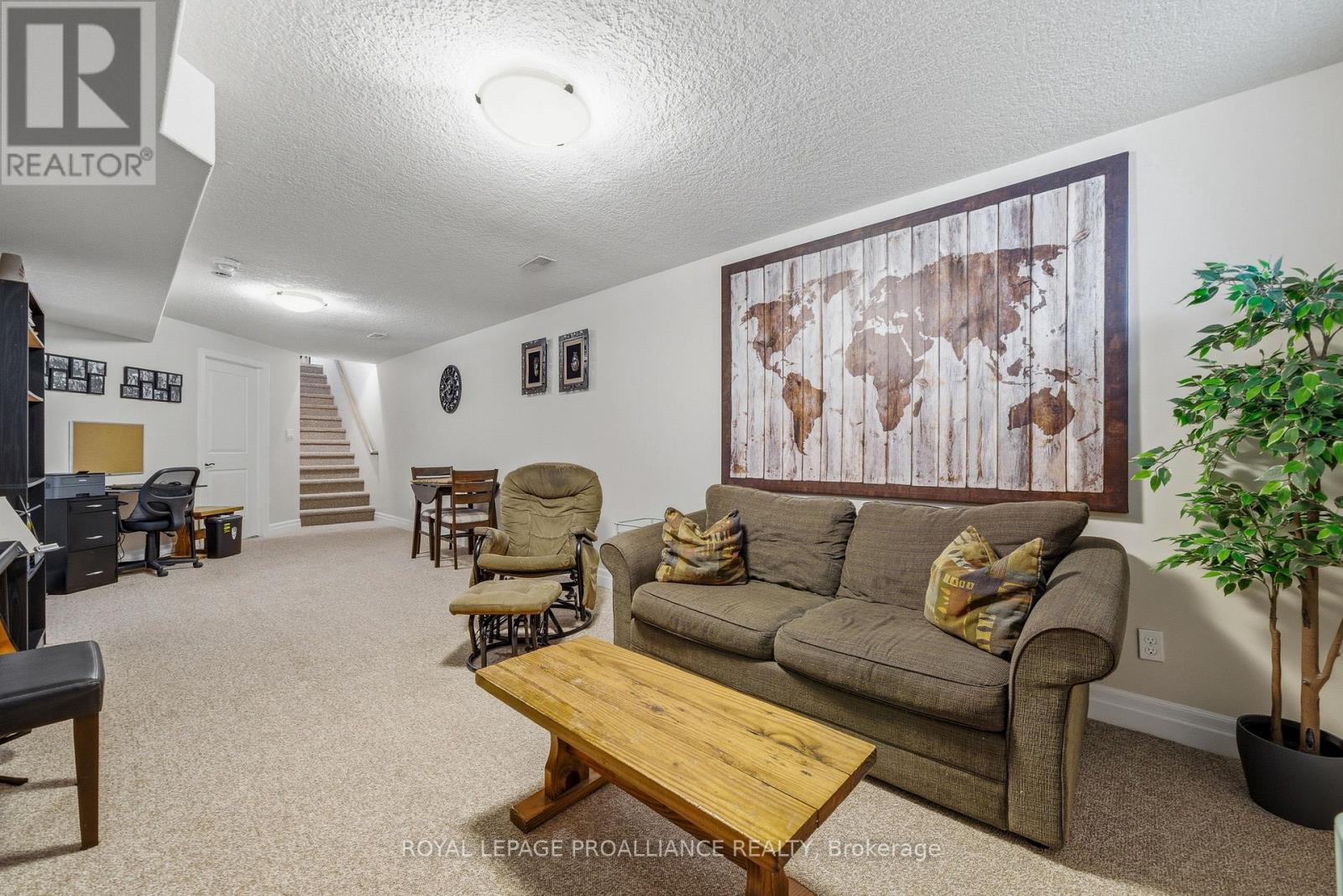 12 Cortland Crescent, Quinte West, Ontario  K8V 0E9 - Photo 25 - X13048116