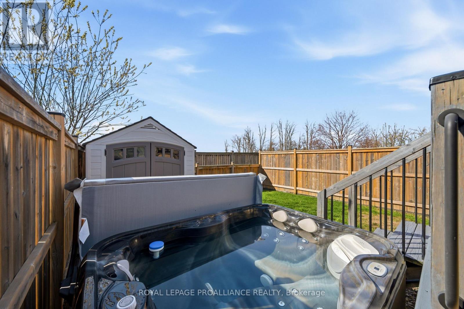 12 Cortland Crescent, Quinte West, Ontario  K8V 0E9 - Photo 33 - X13048116