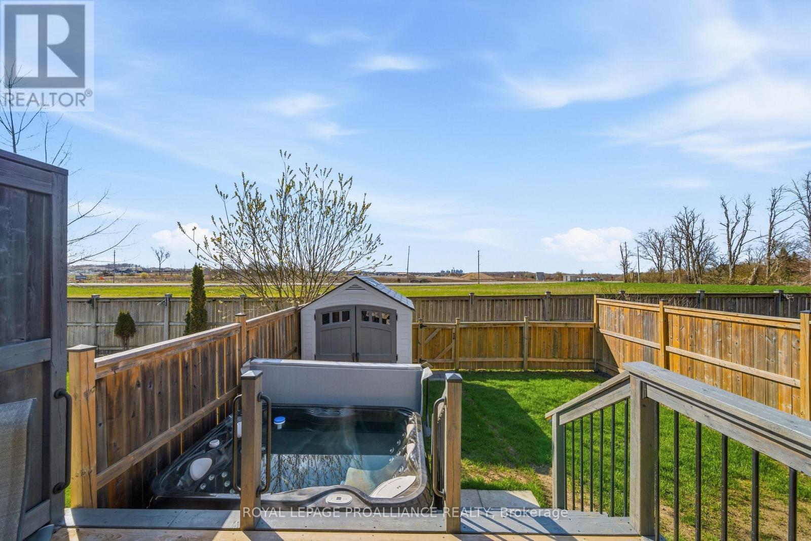 12 Cortland Crescent, Quinte West, Ontario  K8V 0E9 - Photo 34 - X13048116