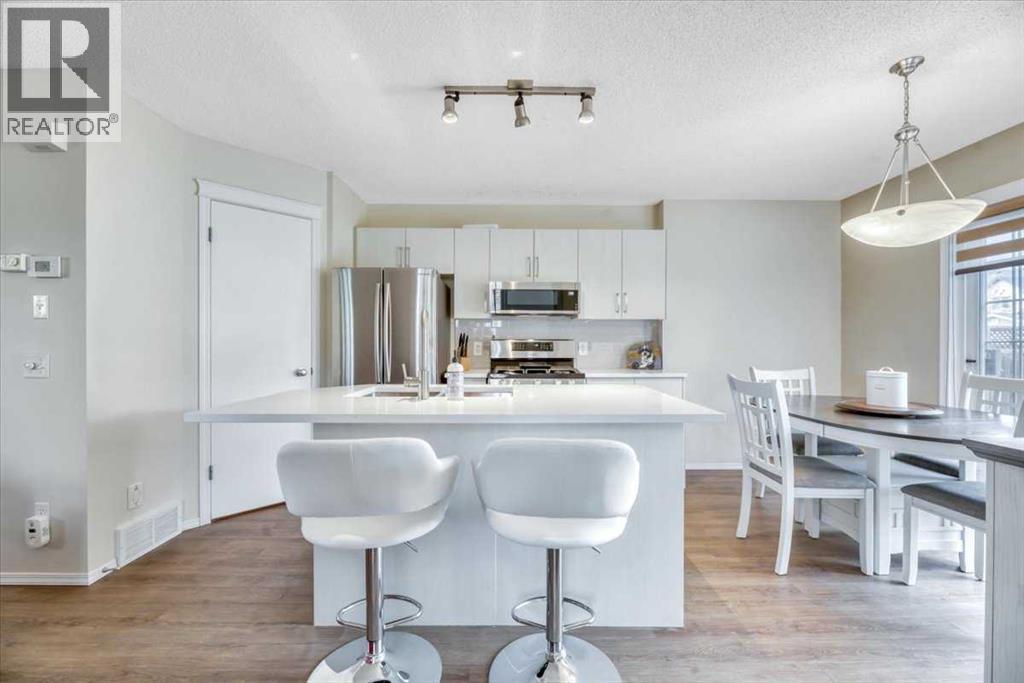 144 Prestwick Avenue, Calgary, Alberta  T2Z 3S6 - Photo 12 - A2299287