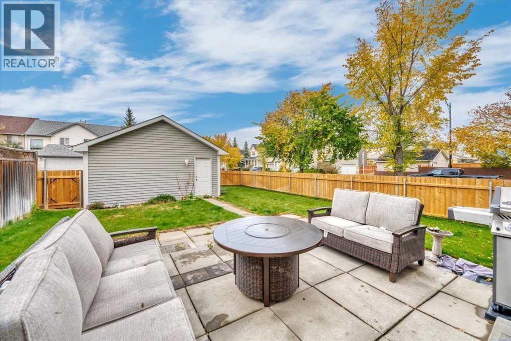 144 Prestwick Avenue, Calgary, Alberta  T2Z 3S6 - Photo 30 - A2299287