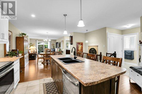 3108 Mauricy Crescent, Cornwall, Ontario  K6K 0B7 - Photo 17 - X13048002
