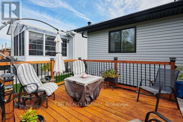 3108 Mauricy Crescent, Cornwall, Ontario  K6K 0B7 - Photo 3 - X13048002