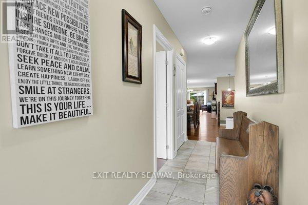 3108 Mauricy Crescent, Cornwall, Ontario  K6K 0B7 - Photo 5 - X13048002