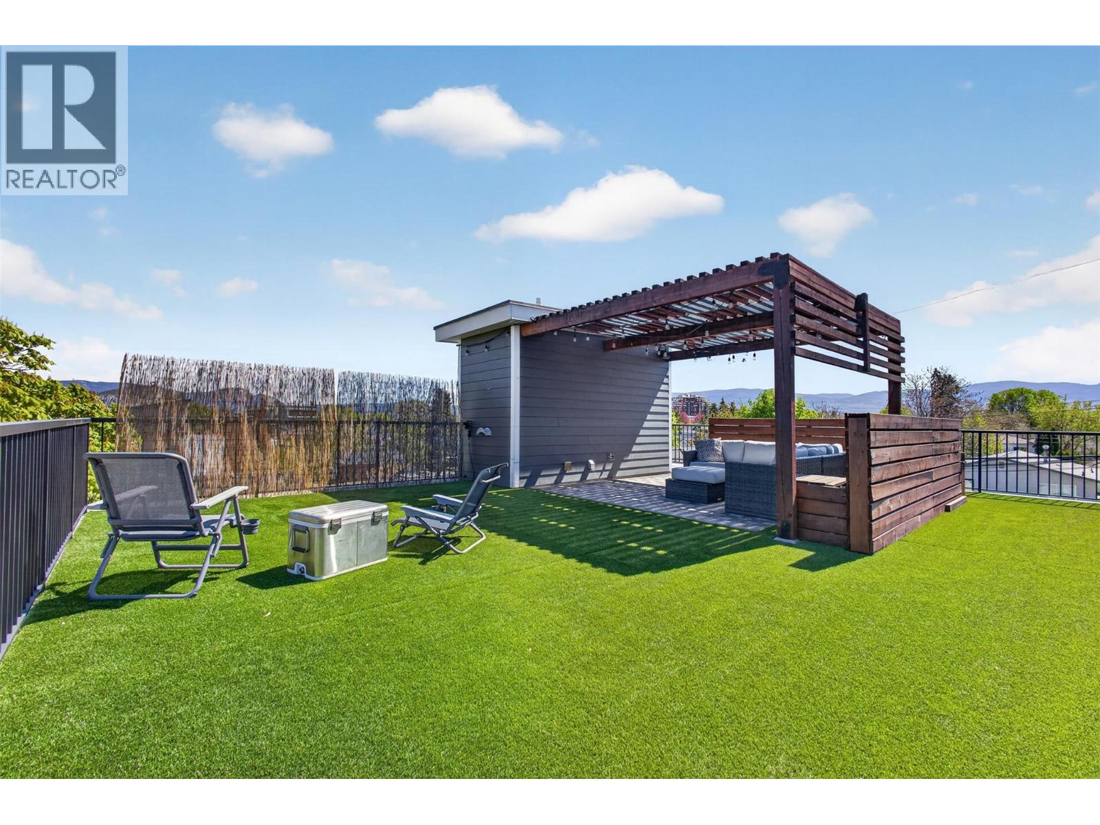 955 Coronation Avenue, Kelowna, British Columbia  V1Y 7A6 - Photo 4 - 10381385