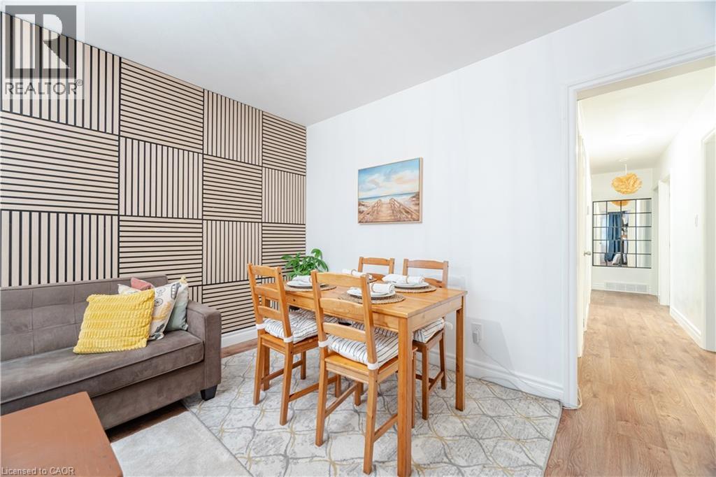 297 Mohawk Road W, Hamilton, Ontario  L9C 1W2 - Photo 14 - 40823920