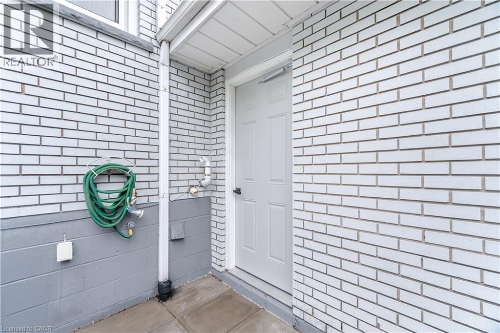 297 Mohawk Road W, Hamilton, Ontario  L9C 1W2 - Photo 25 - 40823920