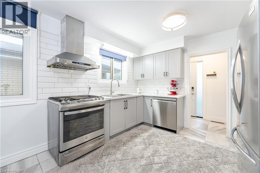 297 Mohawk Road W, Hamilton, Ontario  L9C 1W2 - Photo 8 - 40823920