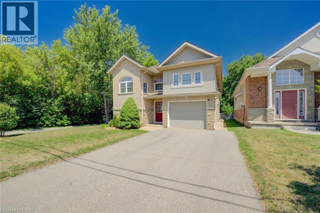 2 Smetana Drive, Kitchener, Ontario  N2B 3B8 - Photo 2 - 40824343