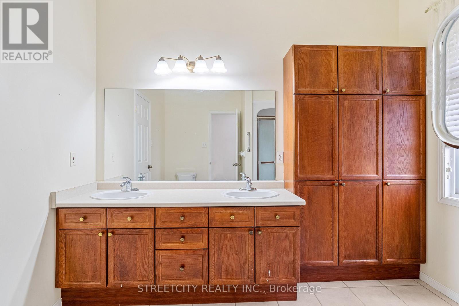 1619 Jubilee Drive, London North, Ontario  N6G 5K4 - Photo 13 - X13047850