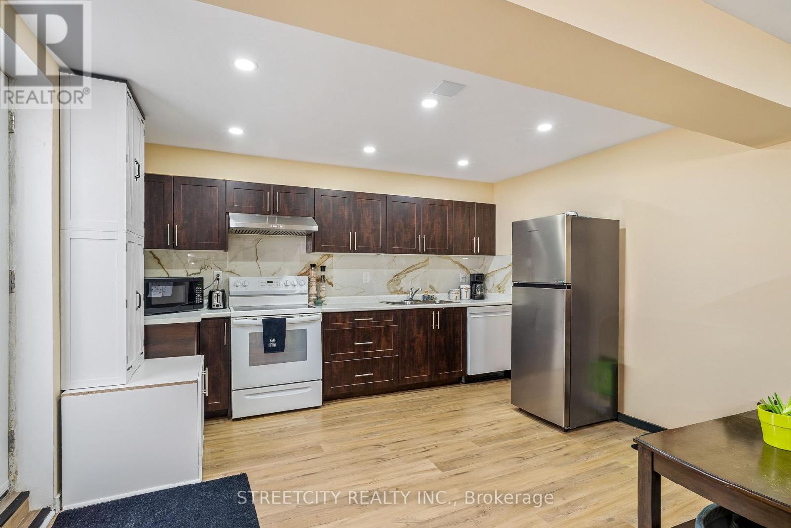 1619 Jubilee Drive, London North, Ontario  N6G 5K4 - Photo 27 - X13047850