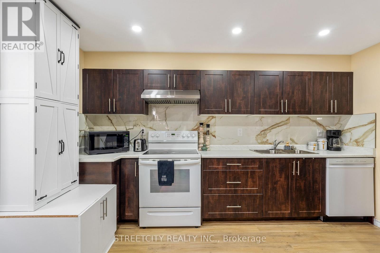 1619 Jubilee Drive, London North, Ontario  N6G 5K4 - Photo 28 - X13047850