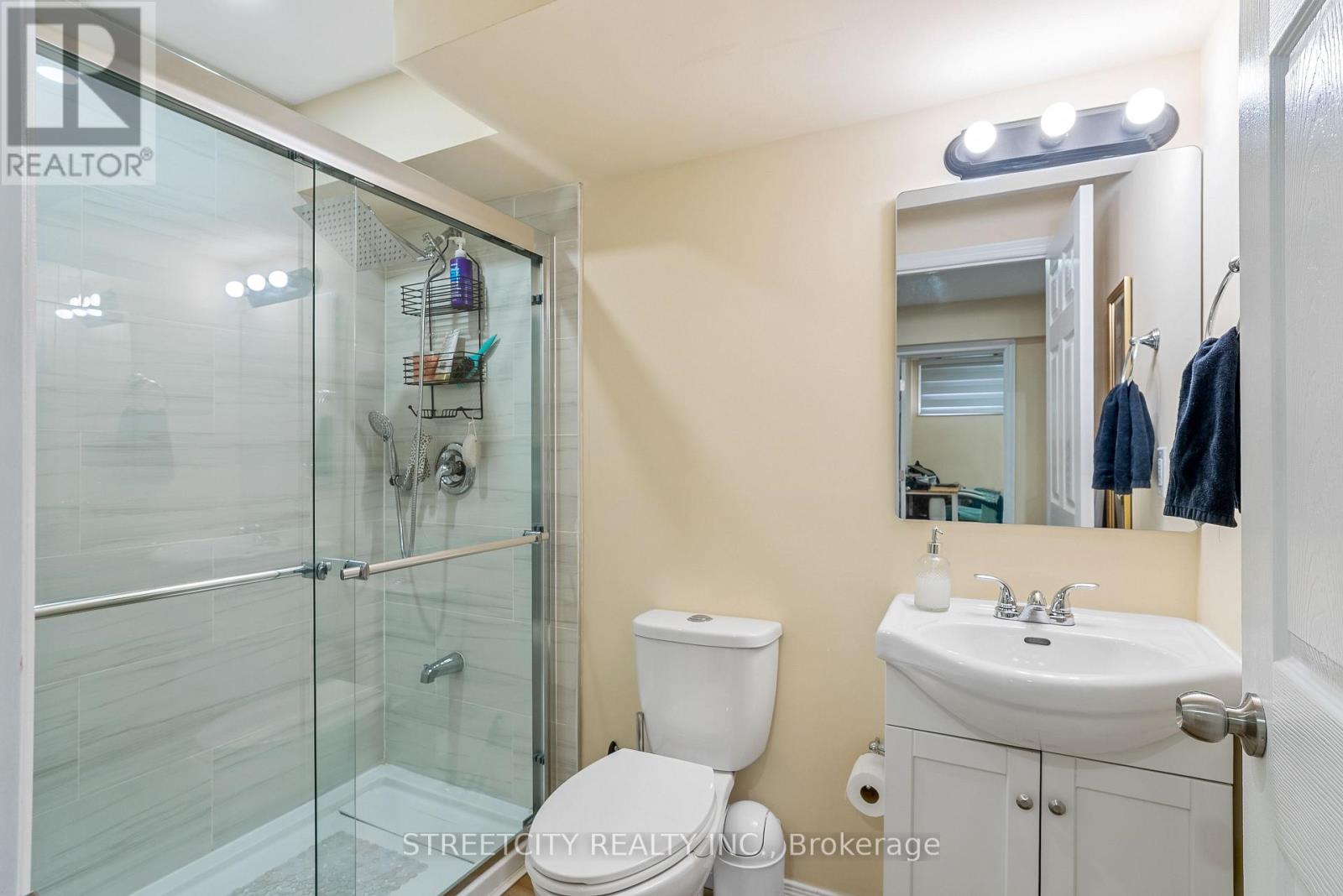 1619 Jubilee Drive, London North, Ontario  N6G 5K4 - Photo 36 - X13047850