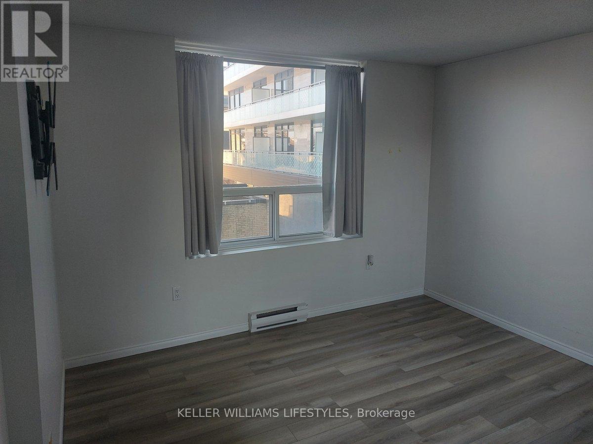 405 - 155 Kent Street, London East, Ontario  N6A 5N7 - Photo 11 - X13047886