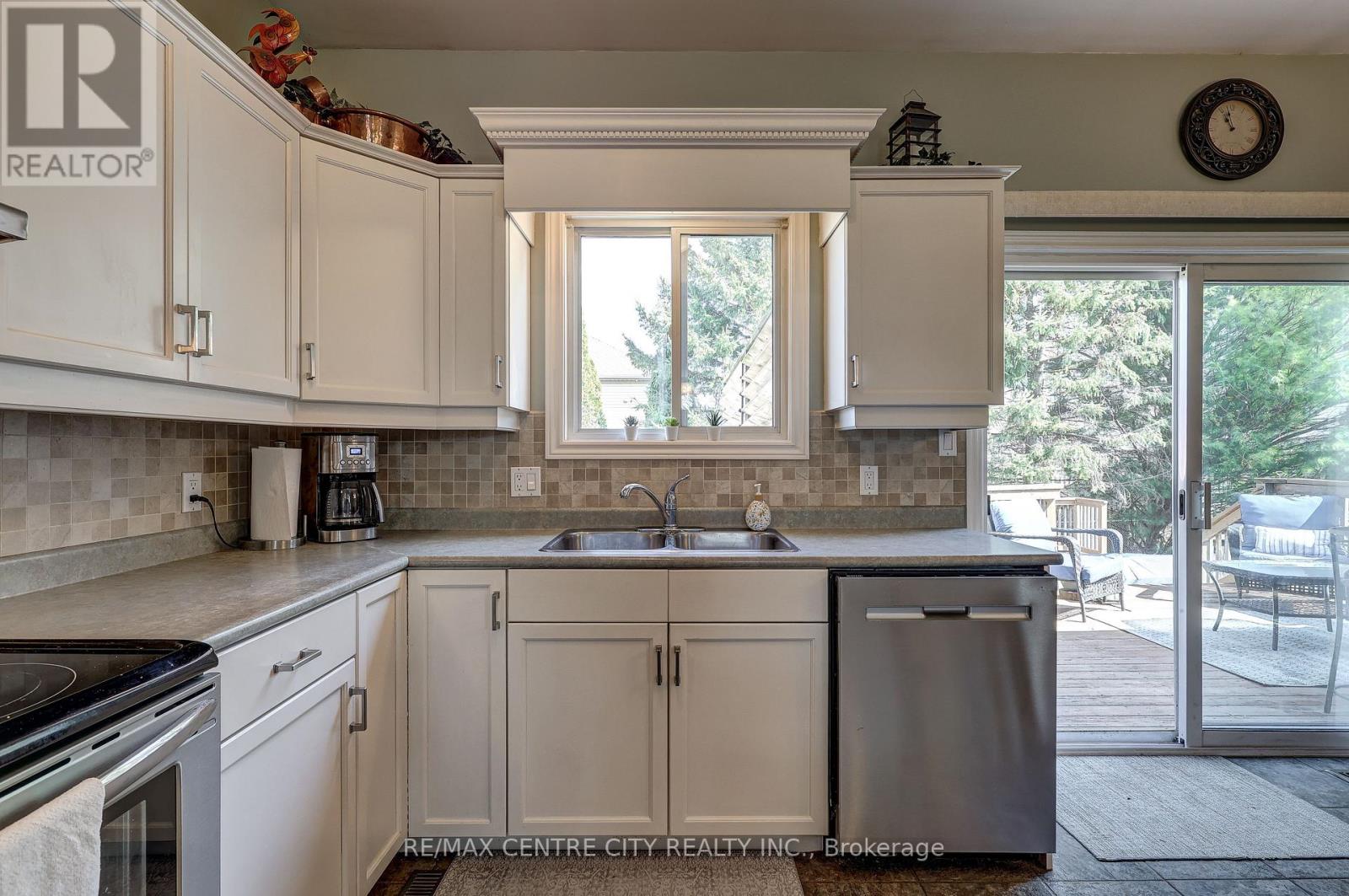 3 Steeplechase Court, St. Thomas, Ontario  N5R 6H4 - Photo 18 - X13047892