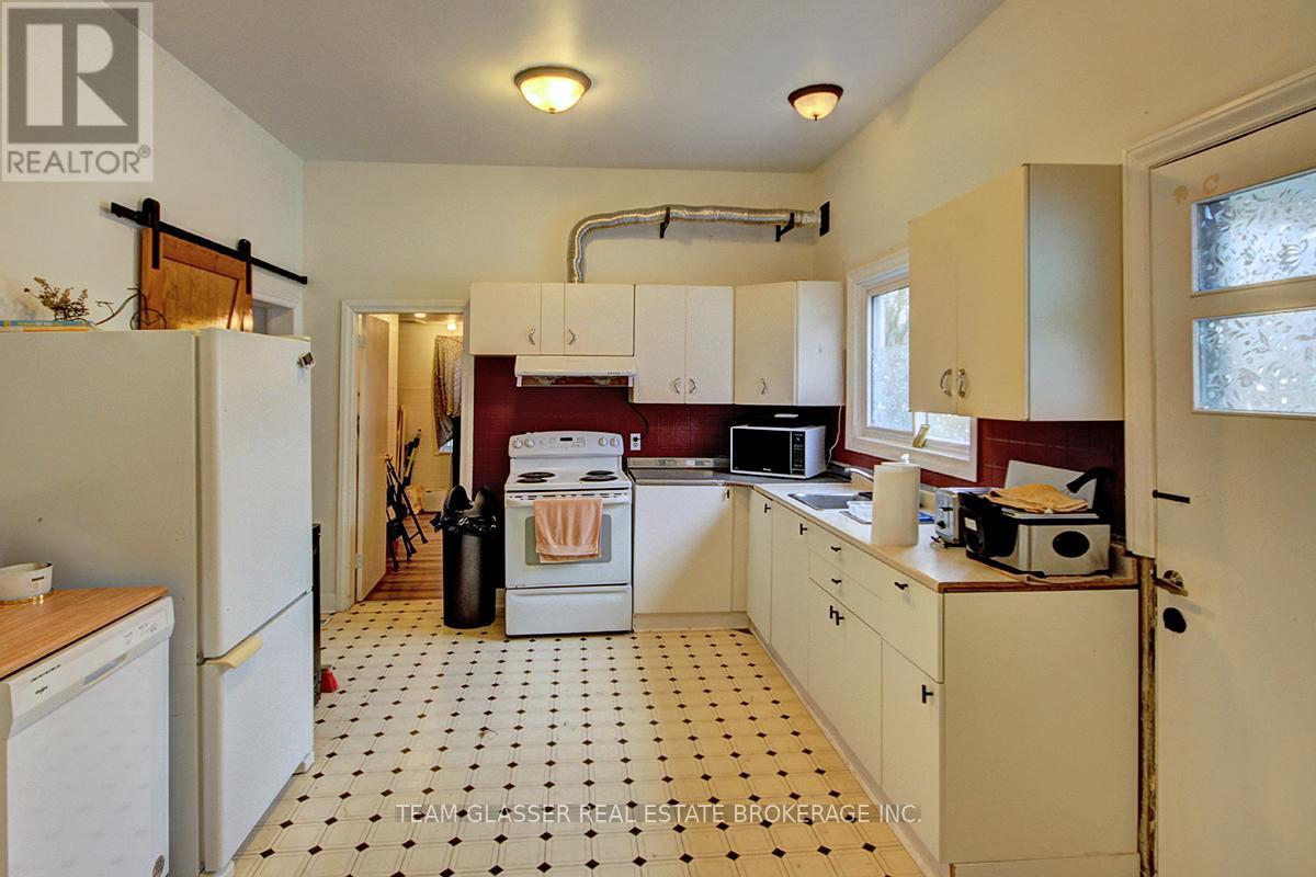 555 Grey Street, London East, Ontario  N6B 1H6 - Photo 10 - X13048030