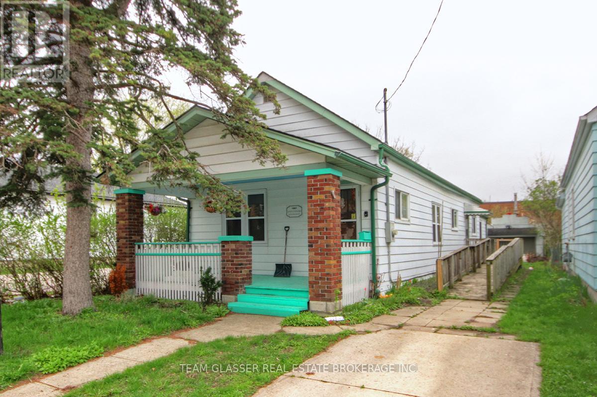 555 Grey Street, London East, Ontario  N6B 1H6 - Photo 2 - X13048030