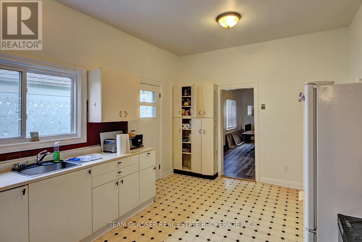 555 Grey Street, London East, Ontario  N6B 1H6 - Photo 8 - X13048030