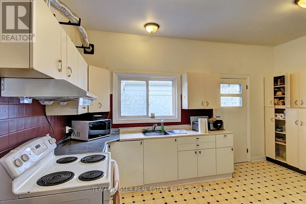 555 Grey Street, London East, Ontario  N6B 1H6 - Photo 9 - X13048030