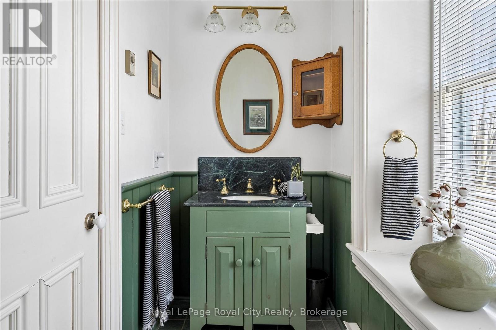 66 Paisley Street, Guelph, Ontario  N1H 2N8 - Photo 18 - X13047834