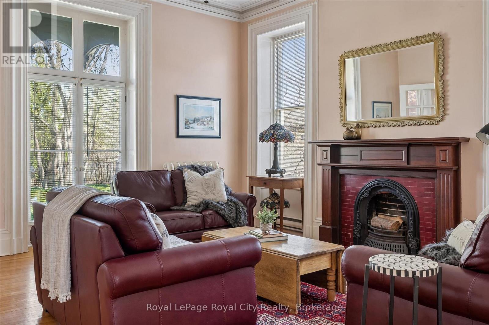 66 Paisley Street, Guelph, Ontario  N1H 2N8 - Photo 5 - X13047834