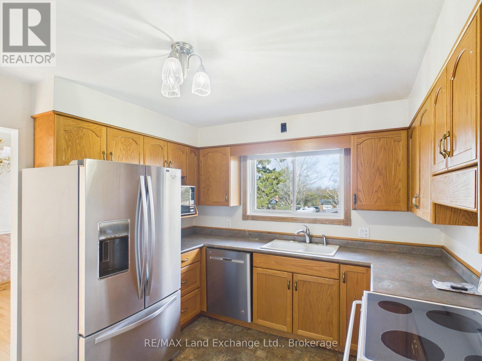 14 Queen Street N, Kincardine, Ontario  N2Z 1L4 - Photo 9 - X13047872