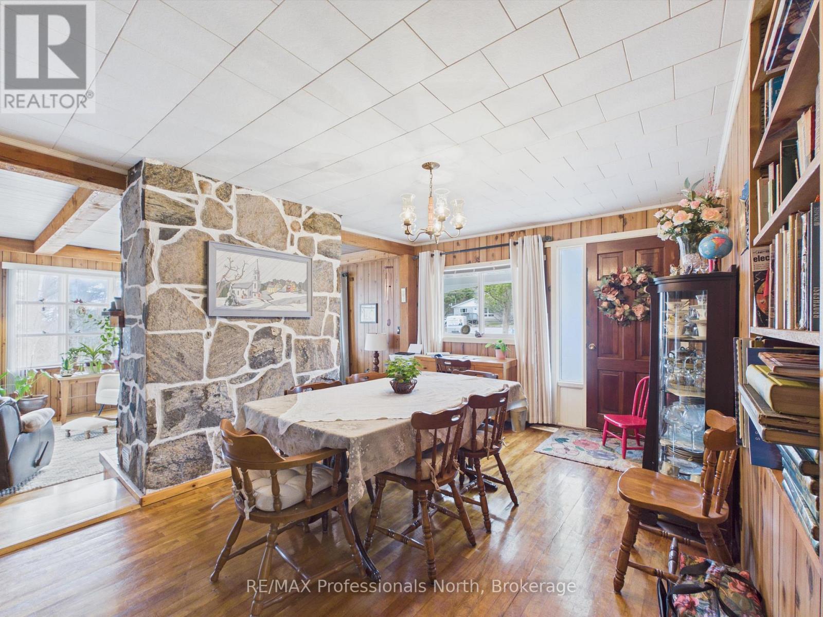 1671 60 Highway, Huntsville, Ontario  P1H 1A2 - Photo 9 - X13047926