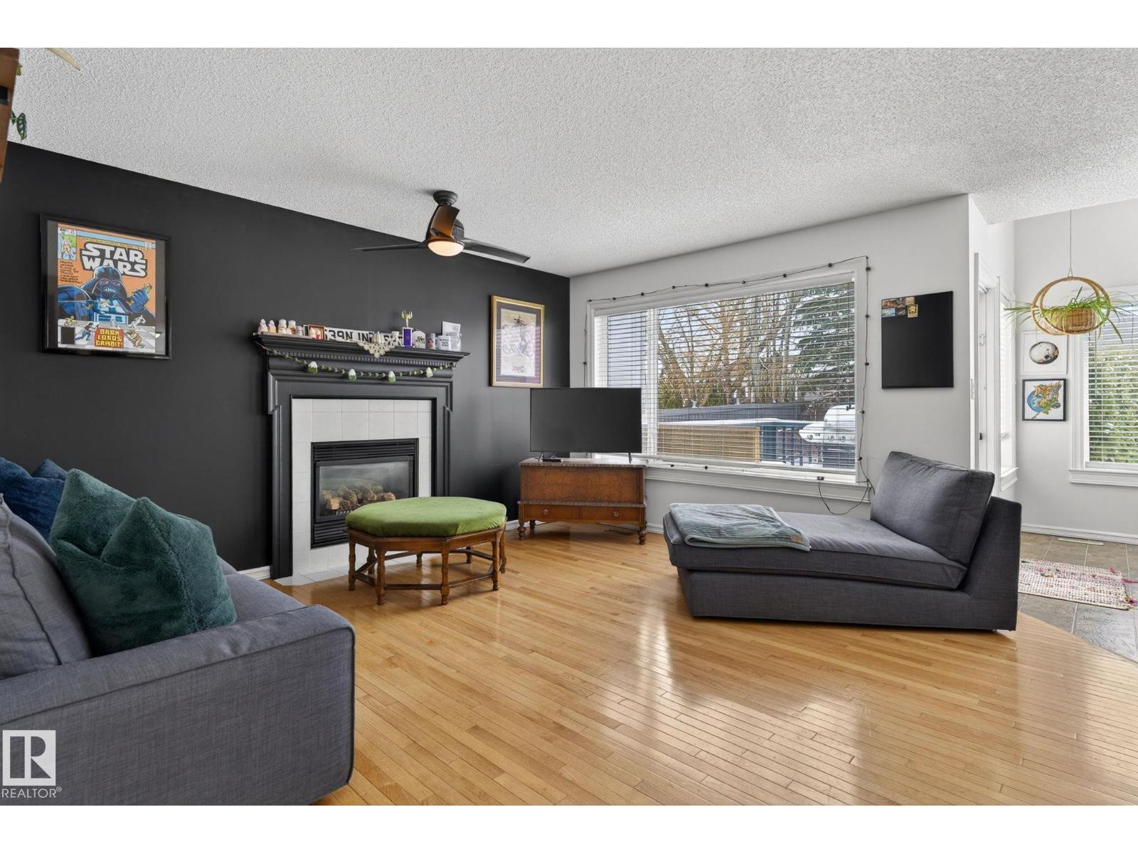 24 Forrest Pl, Sherwood Park, Alberta  T8A 5Z9 - Photo 3 - E4484348
