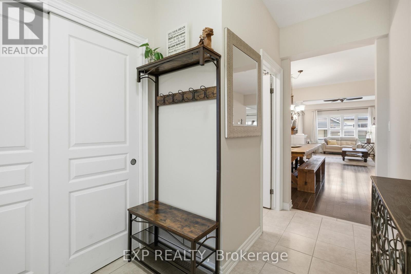 5783 Jake Crescent, Niagara Falls, Ontario  L2H 0G3 - Photo 5 - X13048008