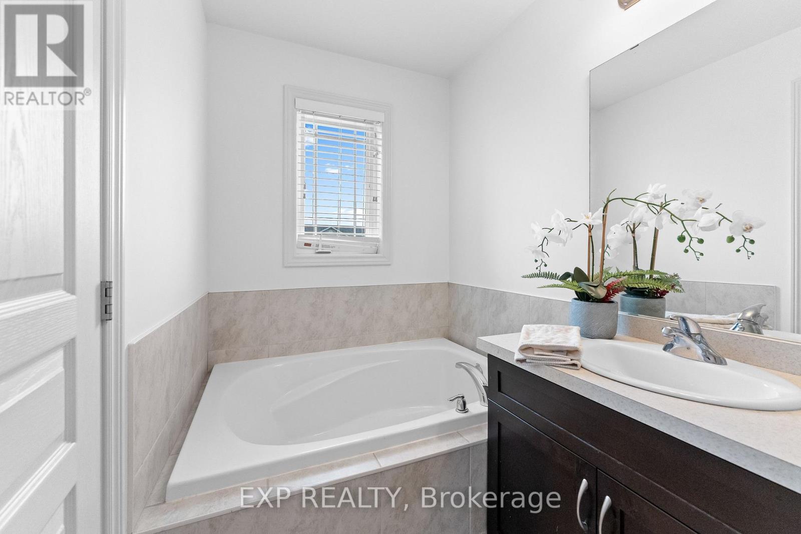 4875 John Street, Lincoln, Ontario  L3J 0P2 - Photo 26 - X13048060