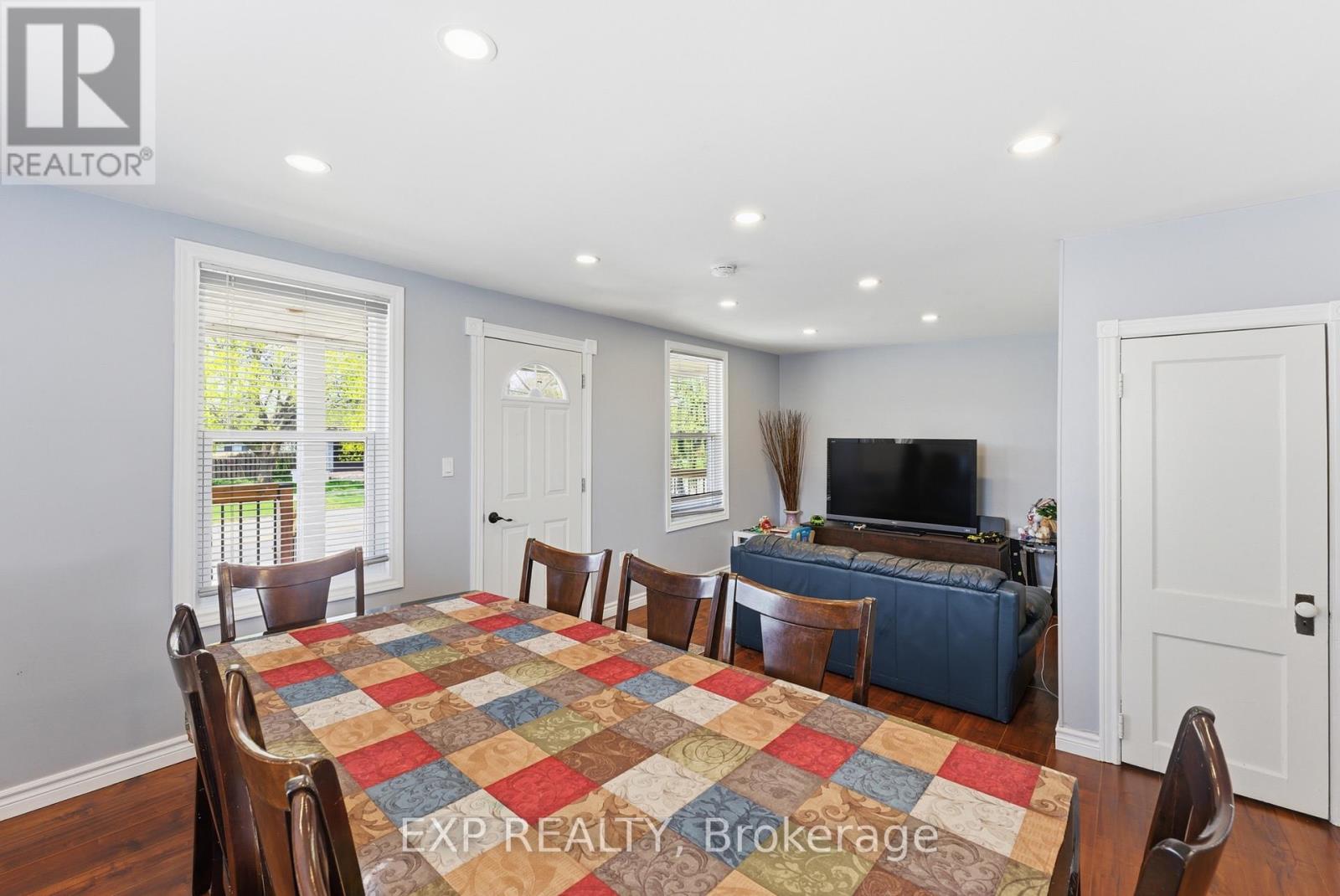 590 Scott Street, St. Catharines, Ontario  L2M 3X6 - Photo 7 - X13048104