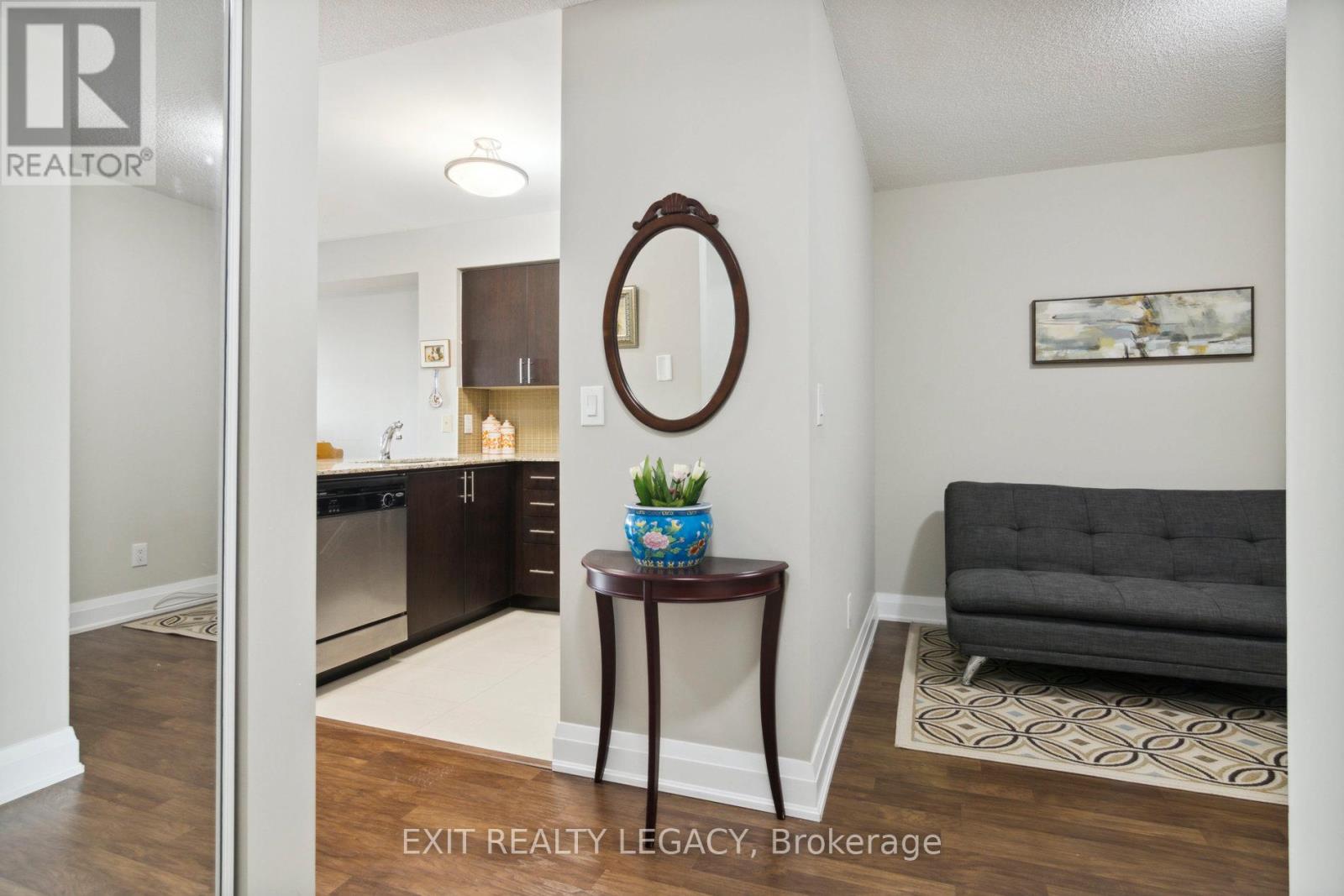 206 - 20 North Park Road, Vaughan (Beverley Glen), Ontario  L4J 0G7 - Photo 7 - N12791262