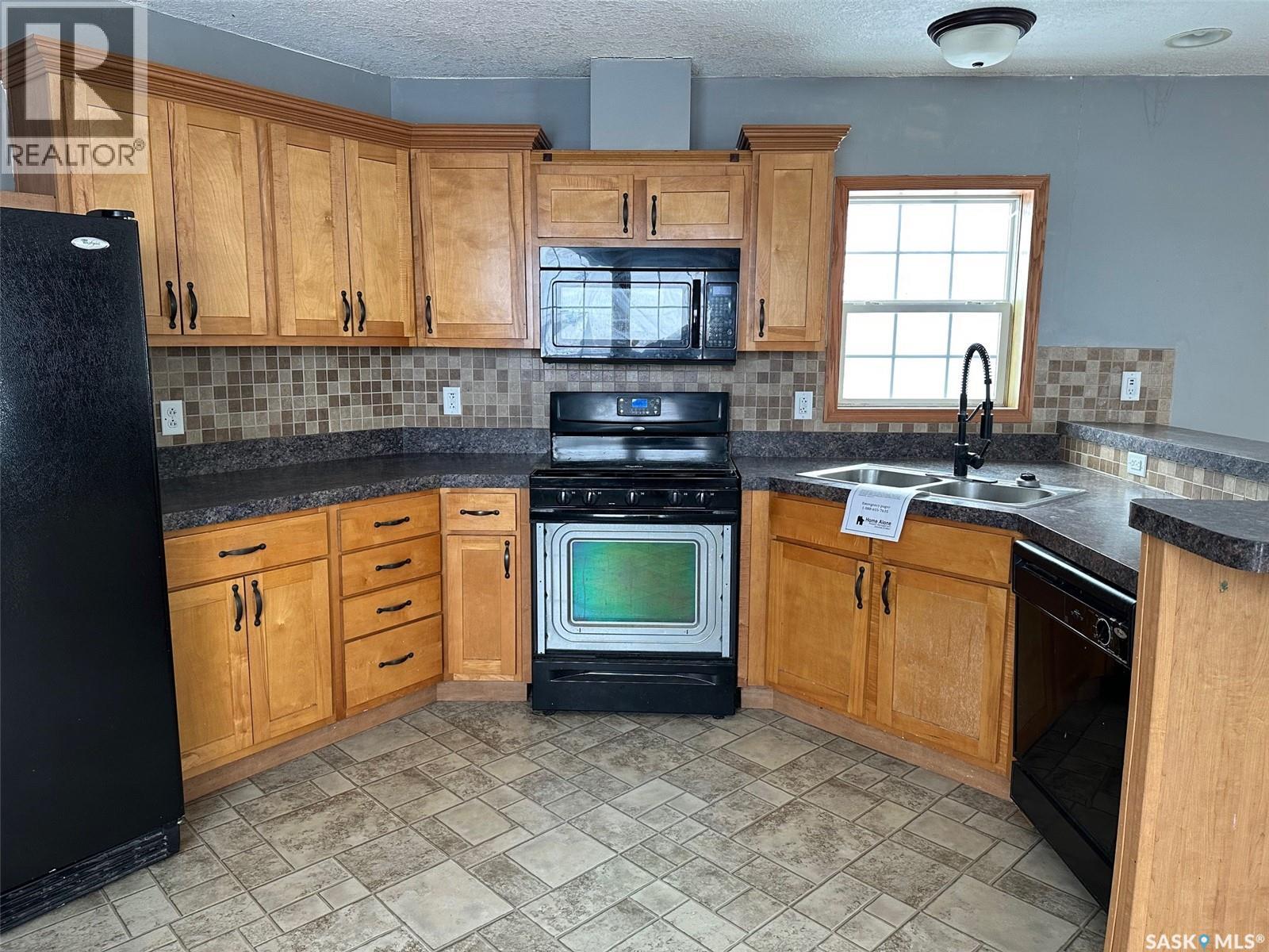 267 Hanson Avenue, Macoun, Saskatchewan  S0C 1P0 - Photo 7 - SK027465