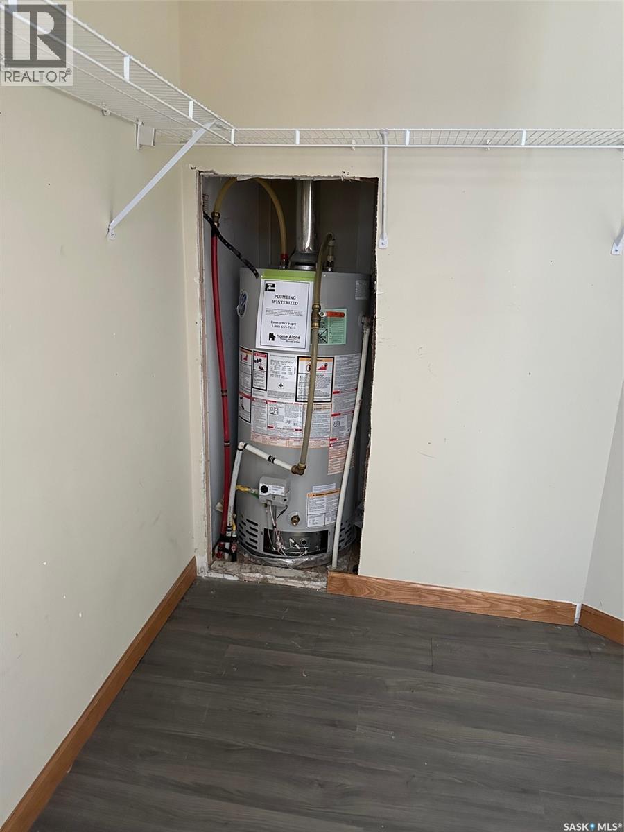 267 Hanson Avenue, Macoun, Saskatchewan  S0C 1P0 - Photo 12 - SK027465