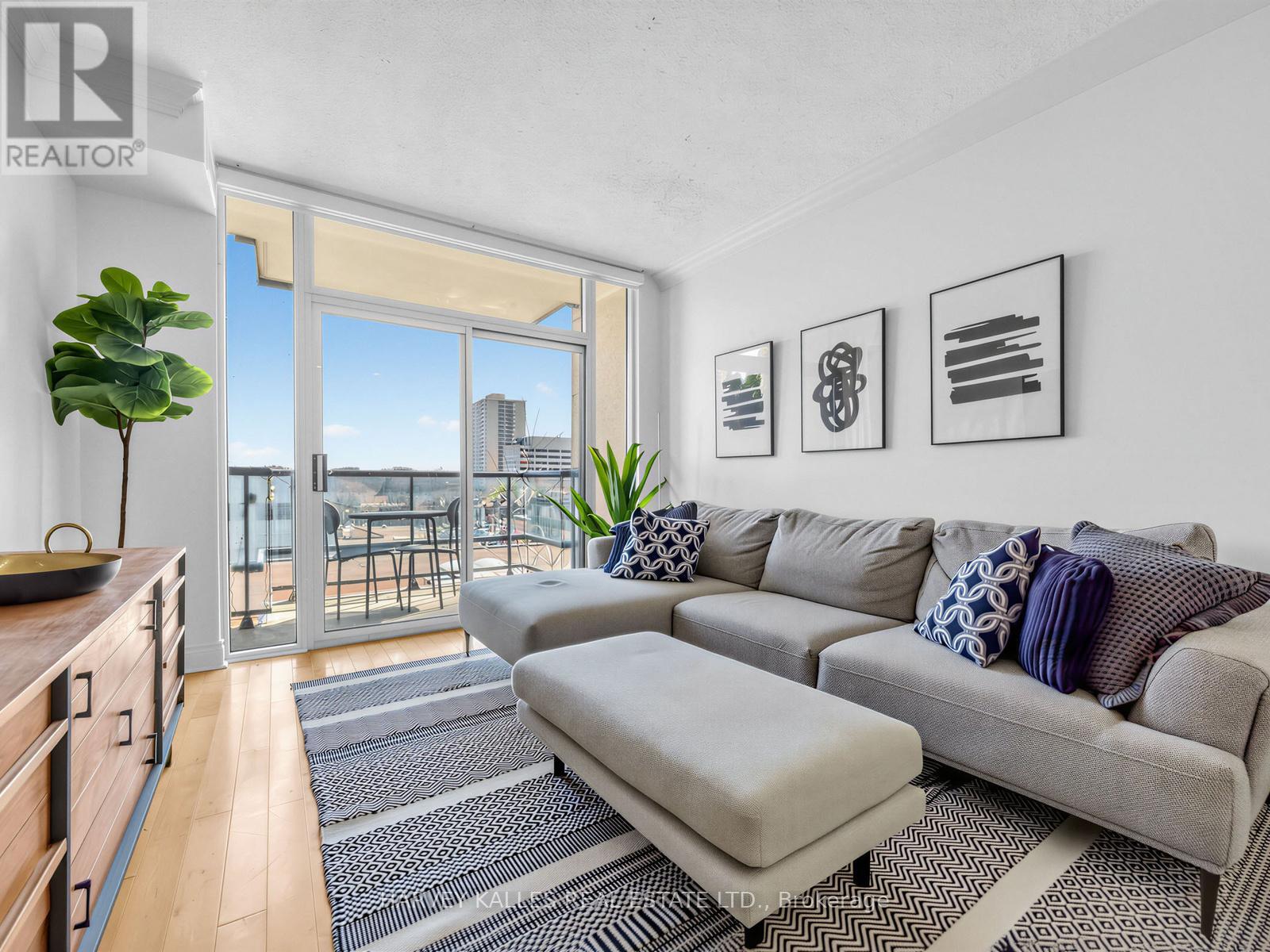 422 - 10 Delisle Avenue, Toronto, Ontario  M4V 3C6 - Photo 15 - C13048078