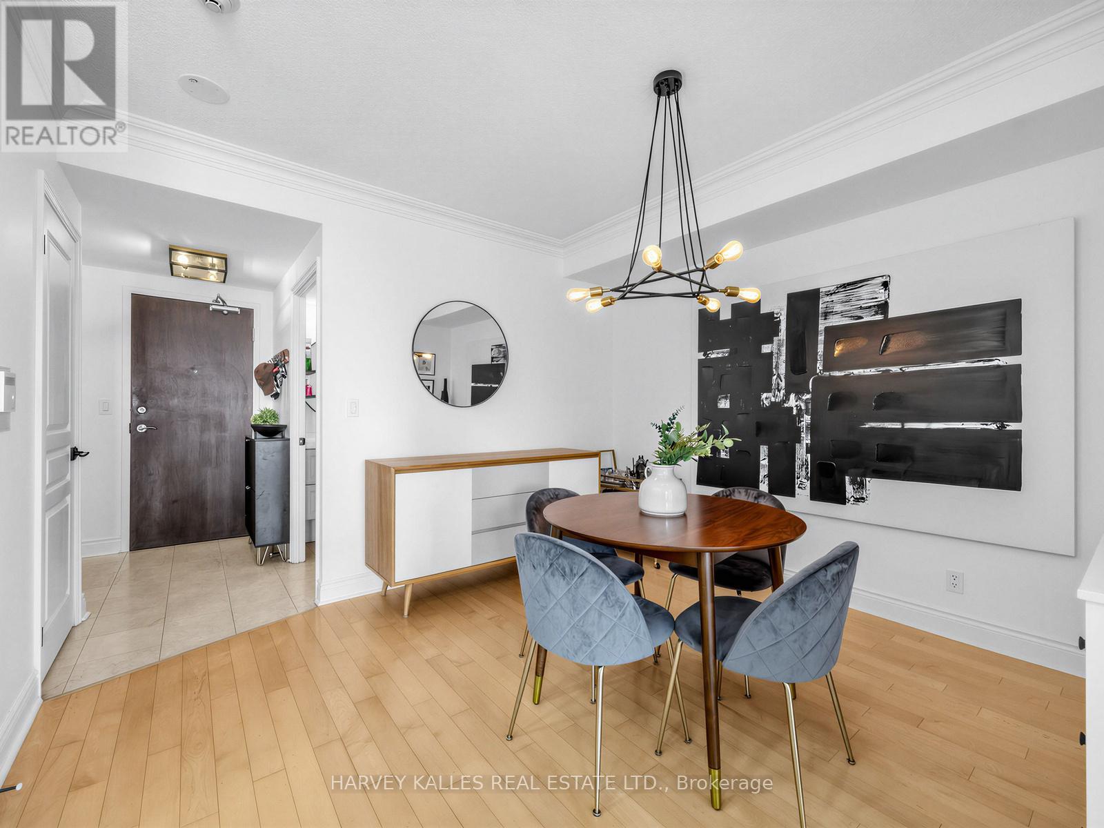 422 - 10 Delisle Avenue, Toronto, Ontario  M4V 3C6 - Photo 5 - C13048078